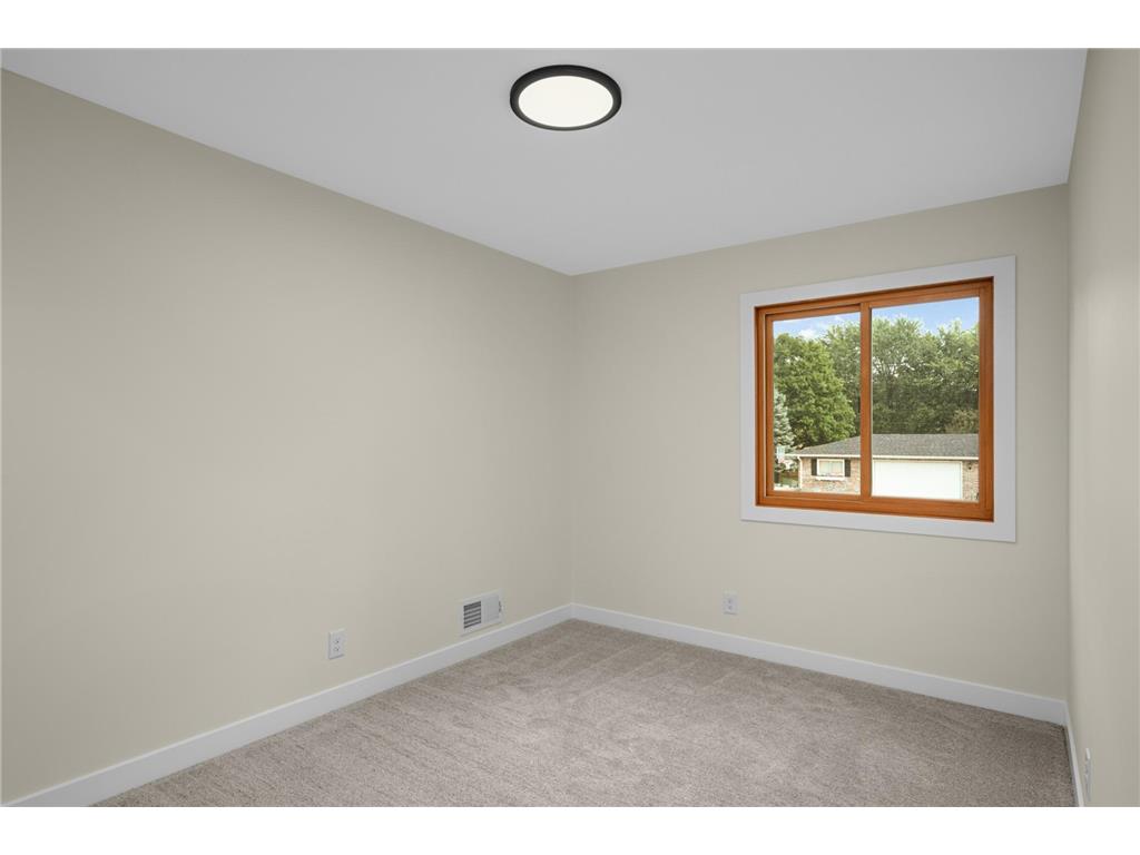 3947 Beryl Road Eagan MN 55122 7105996 image20
