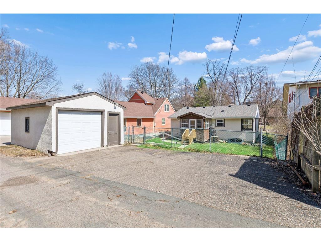 3948 Abbott Avenue S Minneapolis MN 55410 7045087 image26