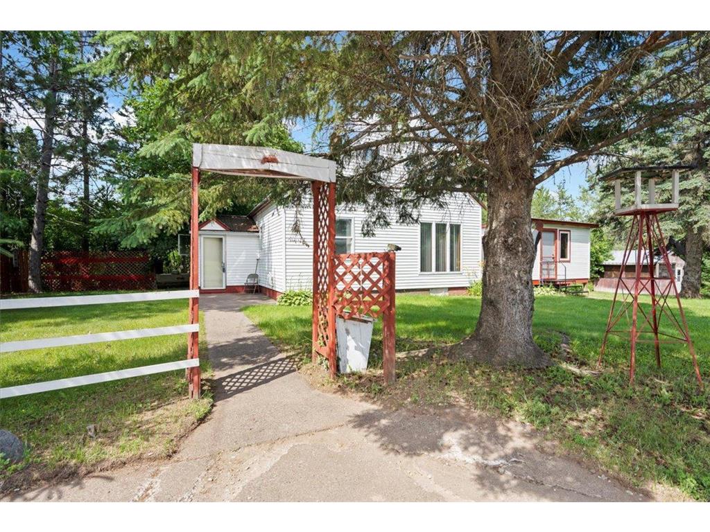 3949 County Road 138, Barnum, MN, 55707 MLS 6234275 Edina Realty