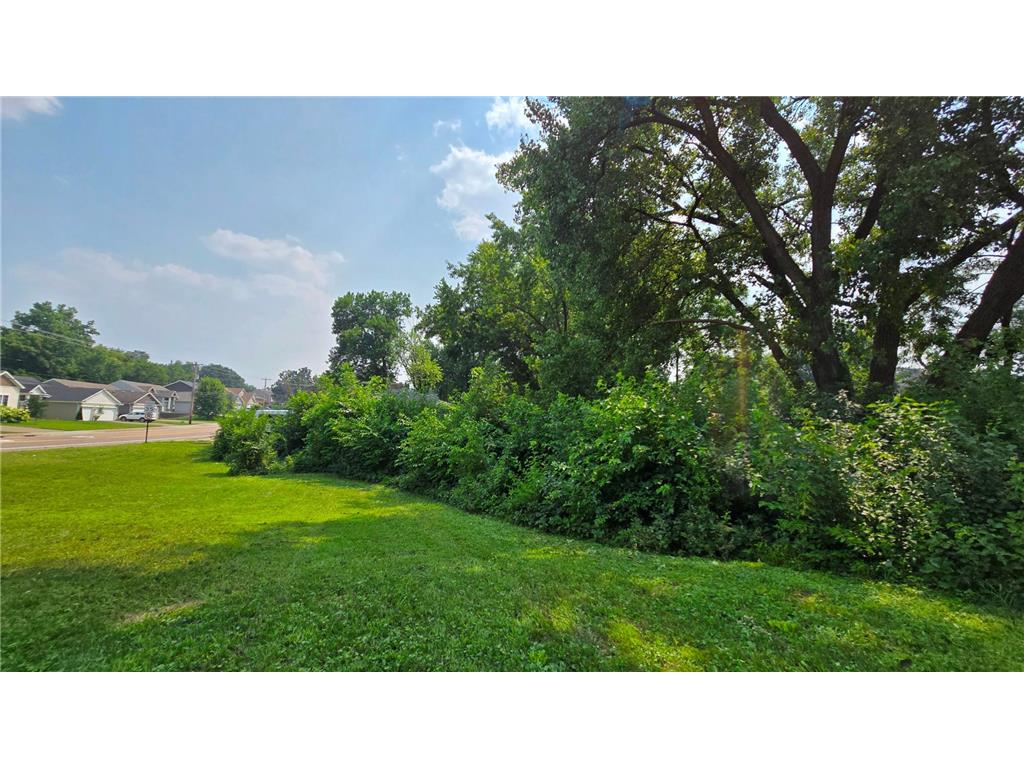 3949 Douglas Drive N Crystal MN 55422 7067719 image1
