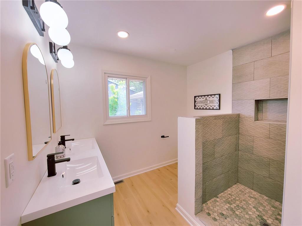 3949 Winnetka Avenue N New Hope MN 55427 7093678 image17