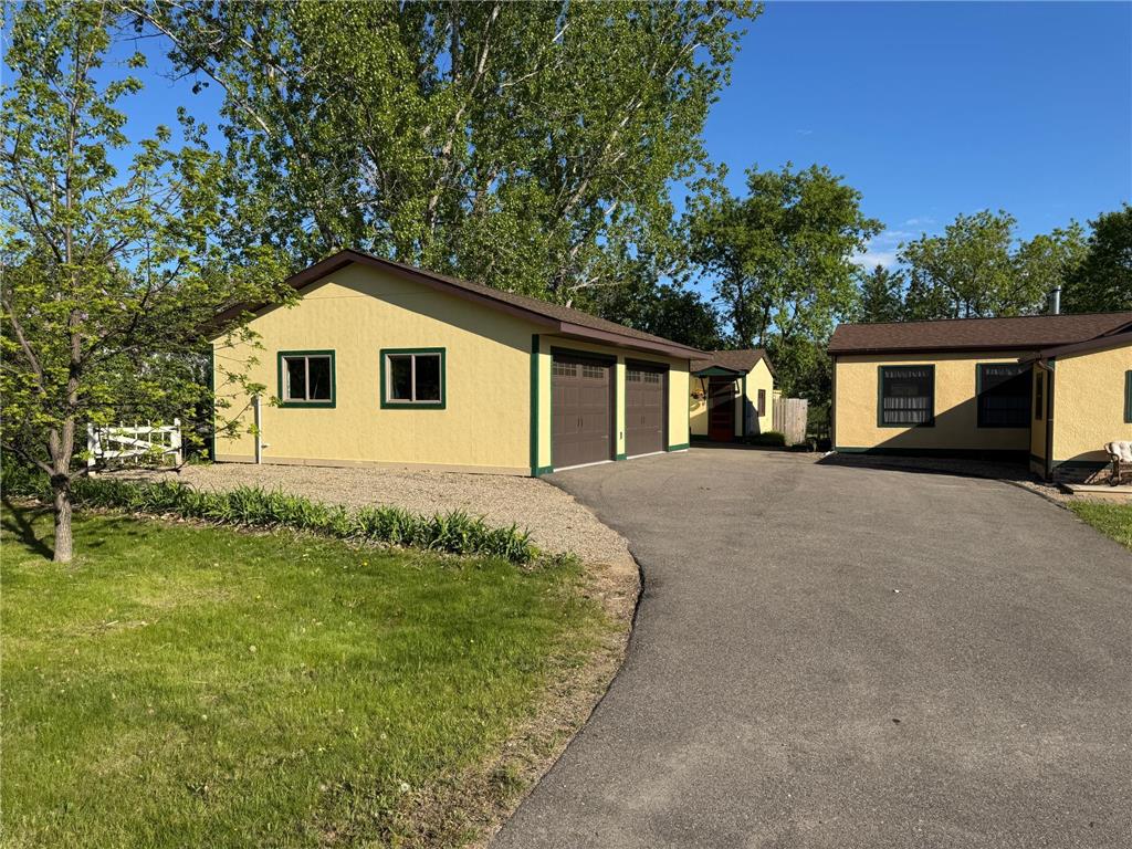 395 Broadway Street W Akeley MN 56433 7057704 image2