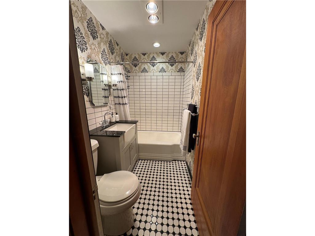 395 Broadway Street W Akeley MN 56433 7057704 image27