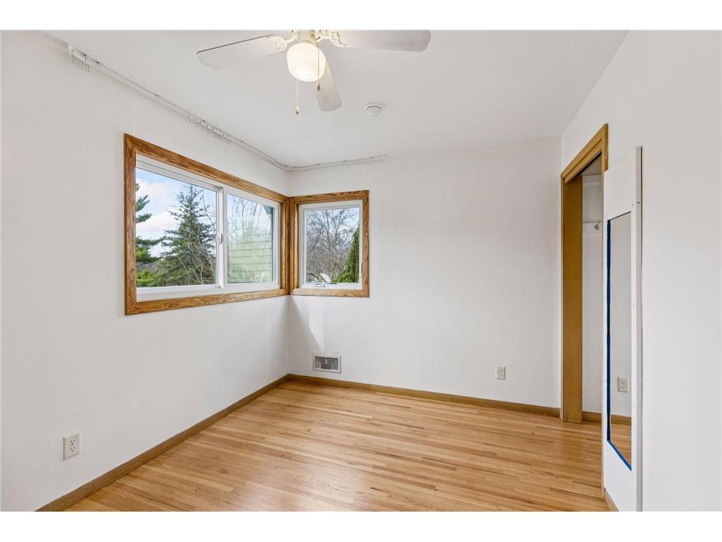 395 Eldridge Avenue W Roseville MN 55113 7047900 image19