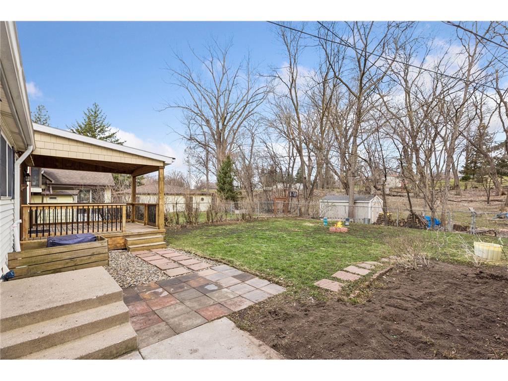 395 Eldridge Avenue W Roseville MN 55113 7047900 image27