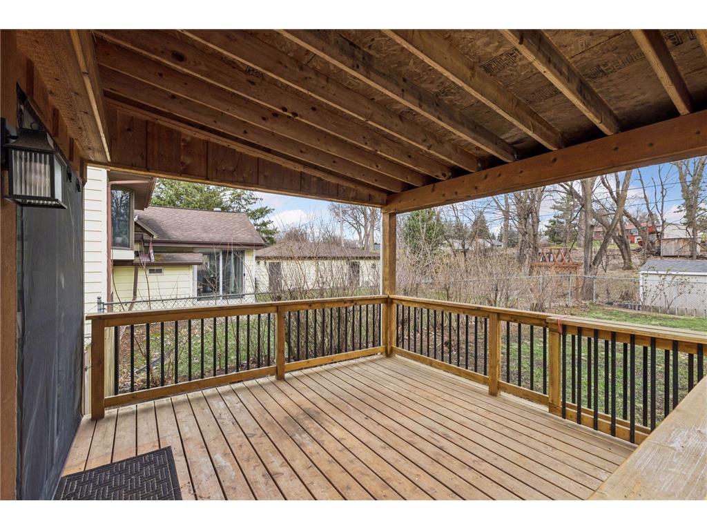 395 Eldridge Avenue W Roseville MN 55113 7047900 image31