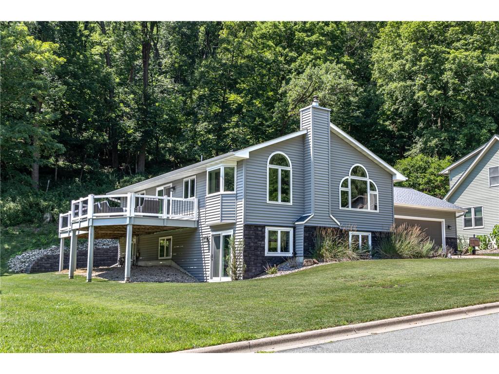 395 Pleasant Hill Drive Winona MN 55987 7108748 image1