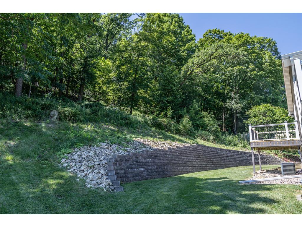 395 Pleasant Hill Drive Winona MN 55987 7108748 image4