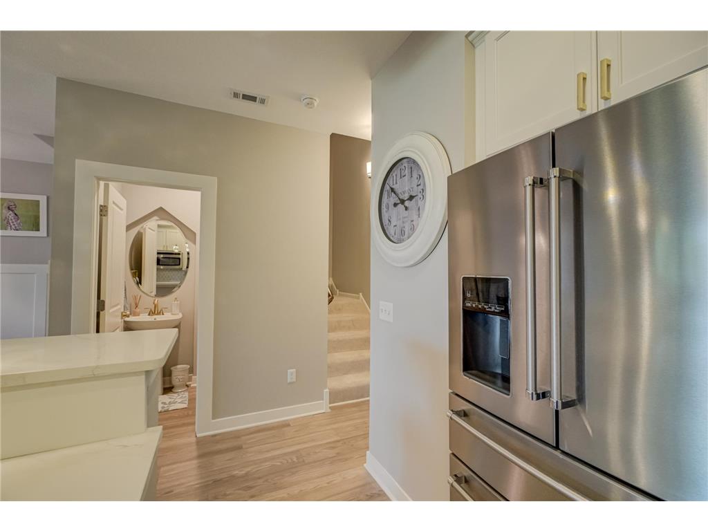 395 Valley Commons Hudson WI 54016 7081920 image14