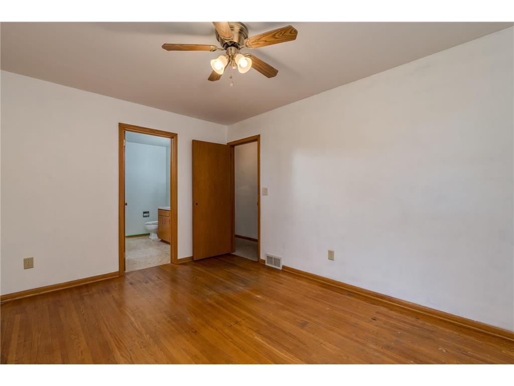 395 W Minnesota Street Le Center MN 56057 7085158 image16