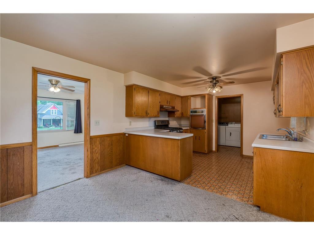 395 W Minnesota Street Le Center MN 56057 7085158 image9