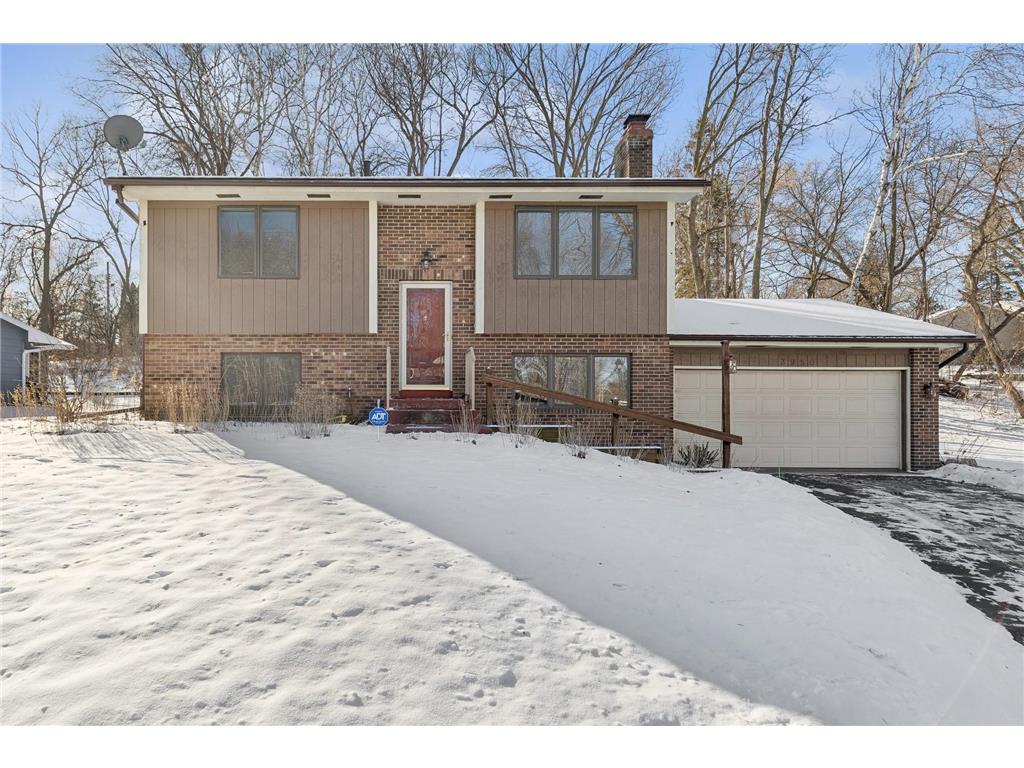 3950 Linden Circle Excelsior MN 55331 - Minnewashta 6655581 image1