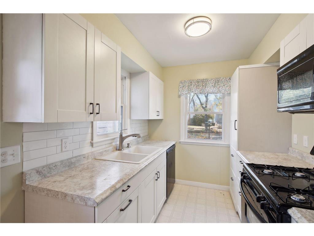 3950 Orchard Avenue N, Robbinsdale, MN 55422 MLS 6300143 Edina Realty