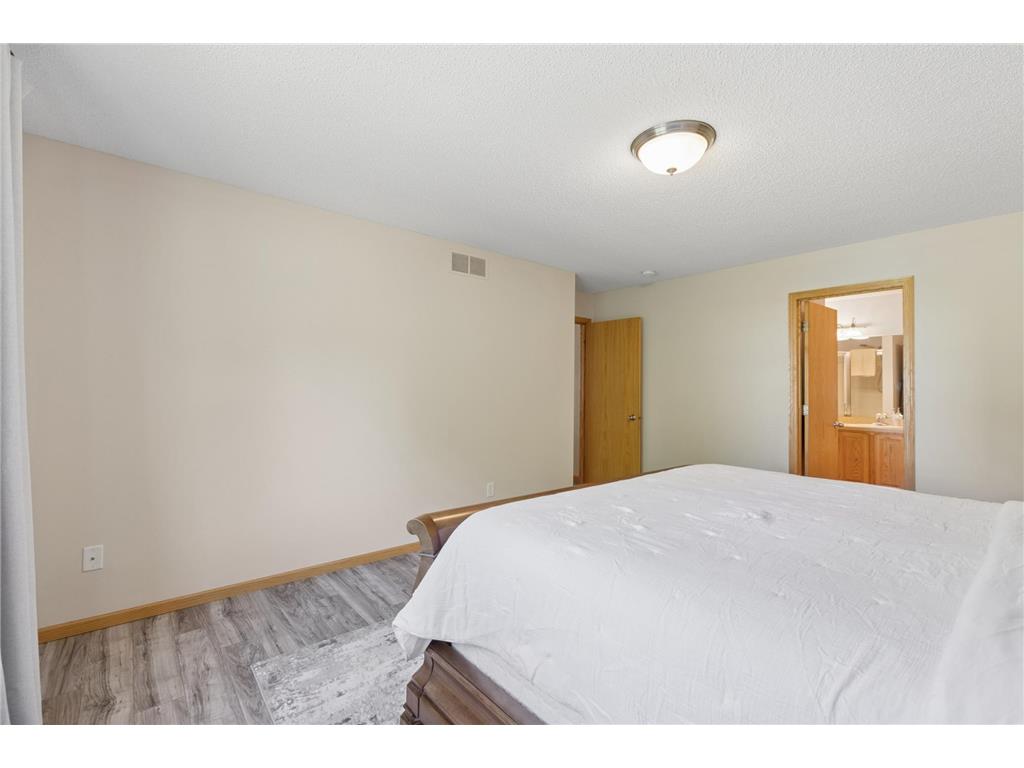 3951 Landings Drive Minnetrista MN 55375 7092556 image19
