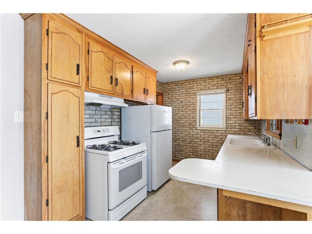 3951 Penn Avenue N Minneapolis MN 55412 6825740 image10