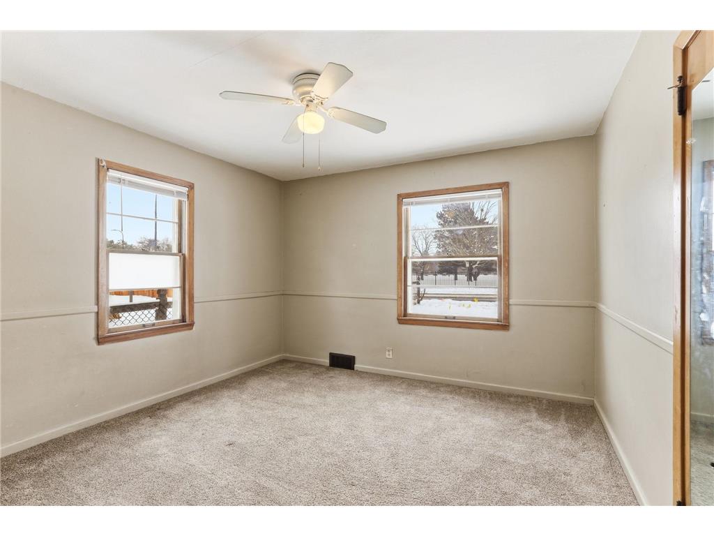 3951 Penn Avenue N Minneapolis MN 55412 6825740 image16