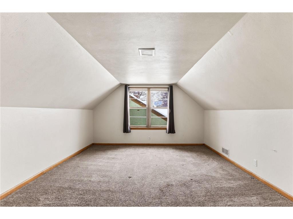 3951 Penn Avenue N Minneapolis MN 55412 6825740 image22