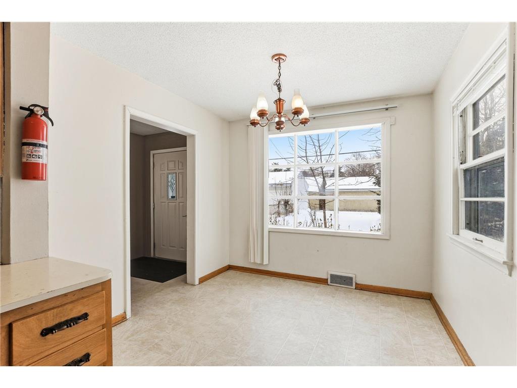 3951 Penn Avenue N Minneapolis MN 55412 6825740 image7