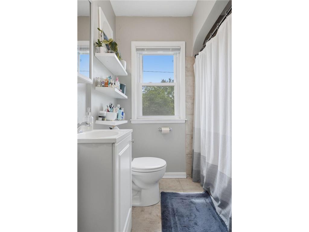 3952 Oakland Avenue Minneapolis MN 55407 7100848 image10