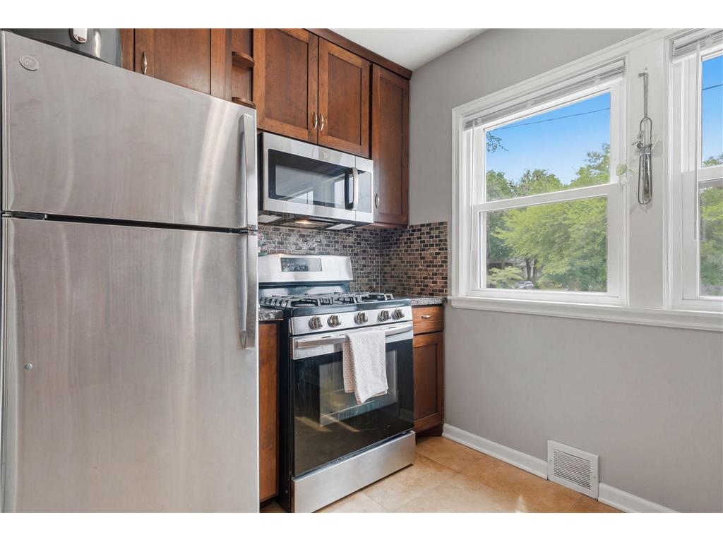 3952 Oakland Avenue Minneapolis MN 55407 7100848 image13