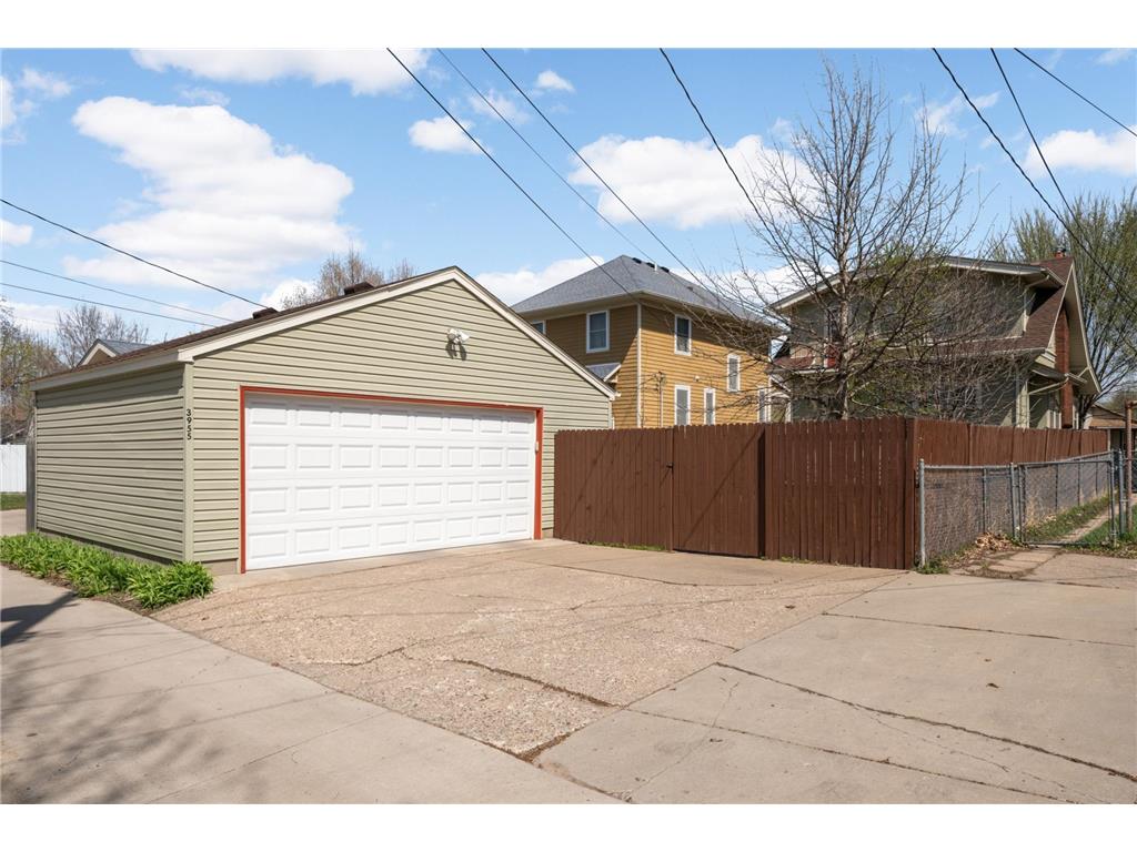 3955 Colfax Avenue N Minneapolis MN 55412 7024941 image27