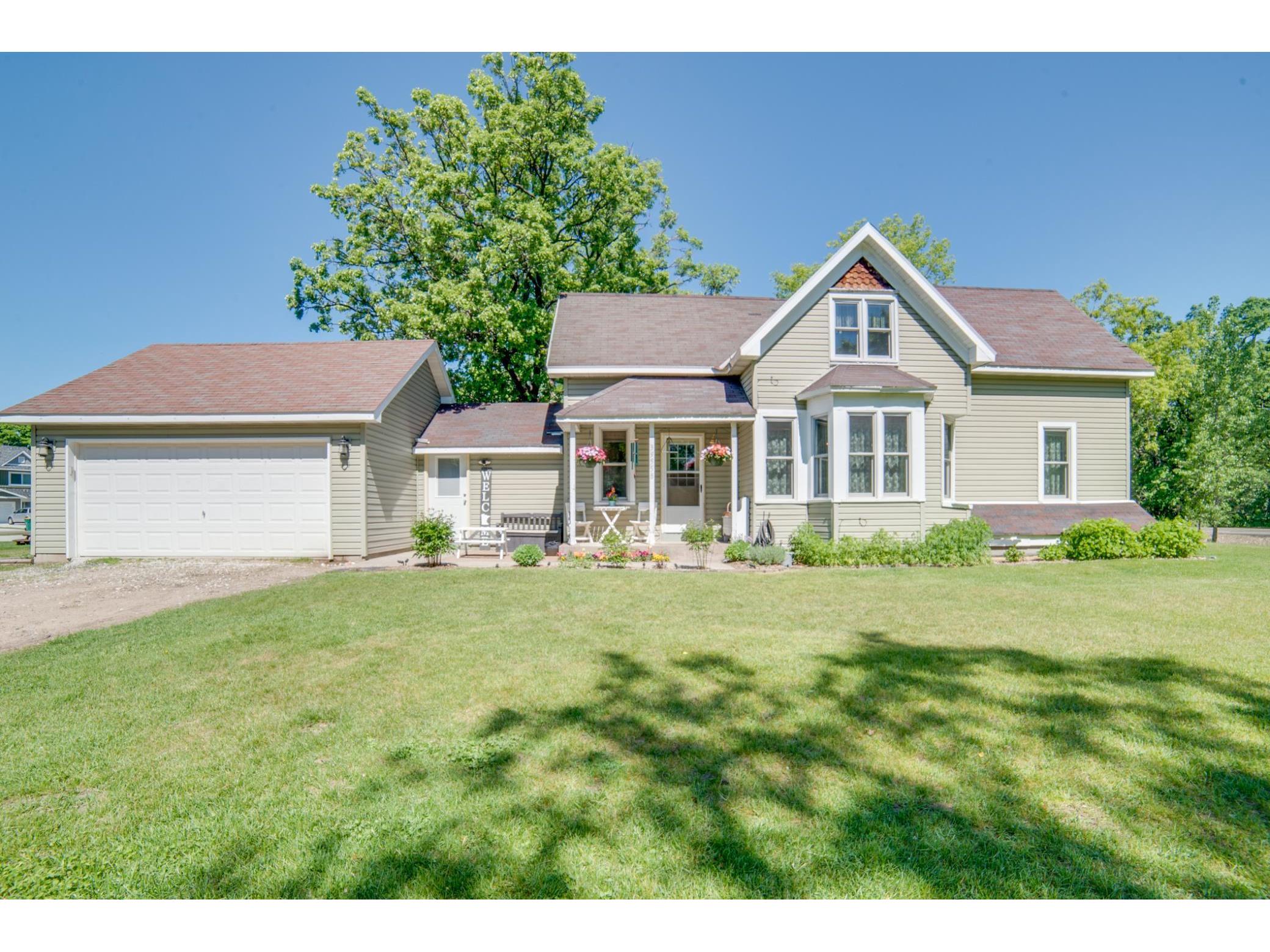 39558 Oak Park Trail, North Branch, MN 55056 MLS 5768720 Edina Realty