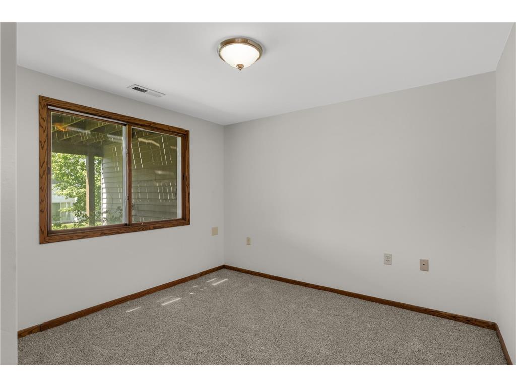 3956 Goodwin Avenue N Oakdale MN 55128 7068383 image17