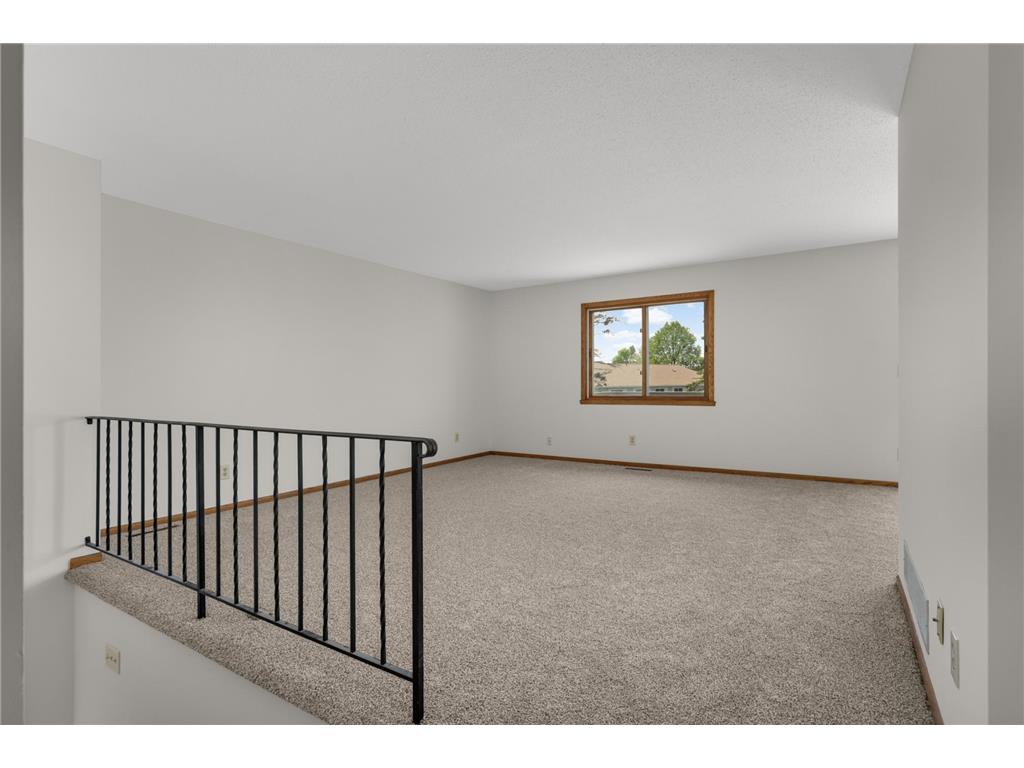 3956 Goodwin Avenue N Oakdale MN 55128 7068383 image3