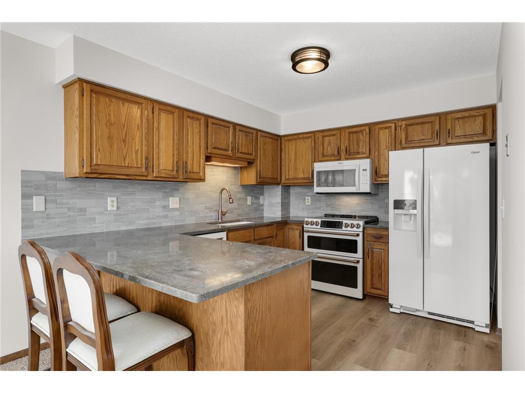 3956 Goodwin Avenue N Oakdale MN 55128 7068383 image9