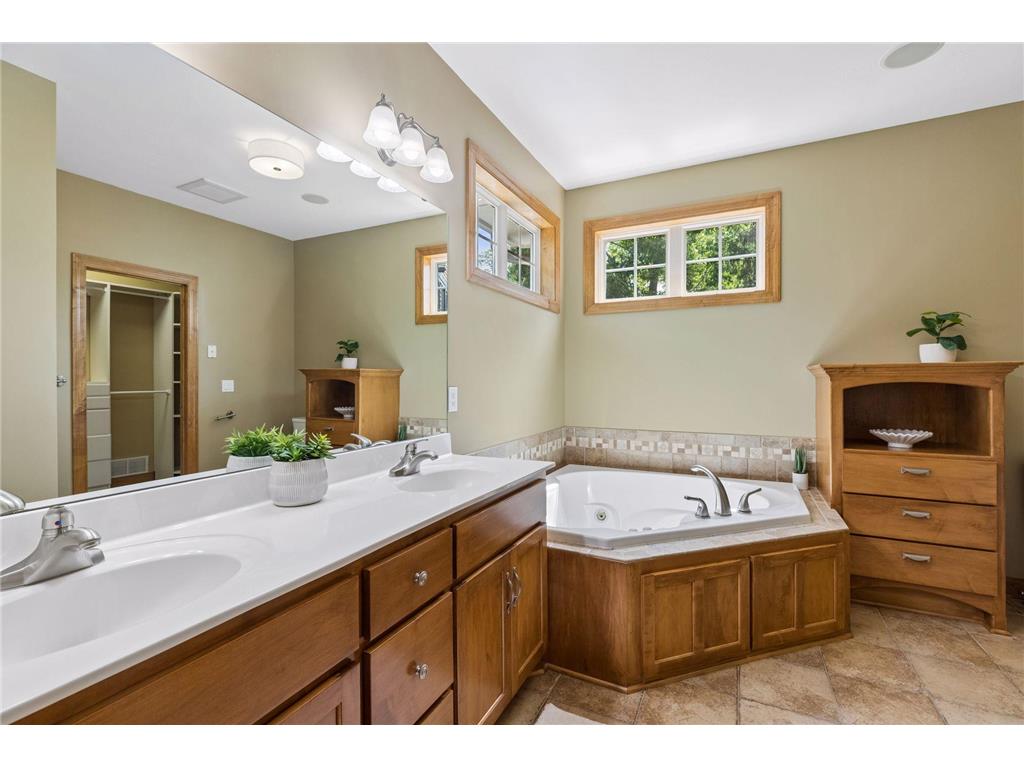 3958 Greystone Ridge Eagan MN 55122 7078805 image21