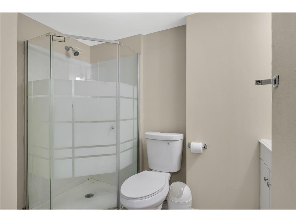 3958 Riverton Avenue Eagan MN 55122 7019509 image22