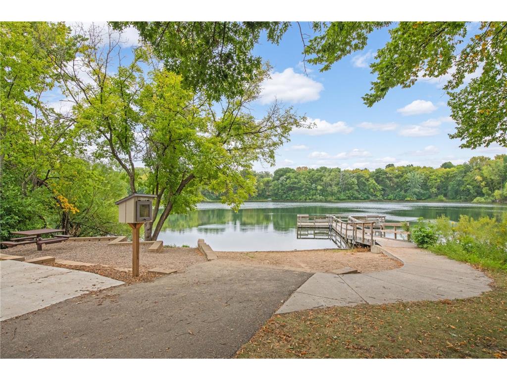 3958 Riverton Avenue Eagan MN 55122 7019509 image33