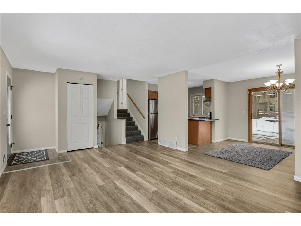 3958 Riverton Avenue Eagan MN 55122 7019509 image5