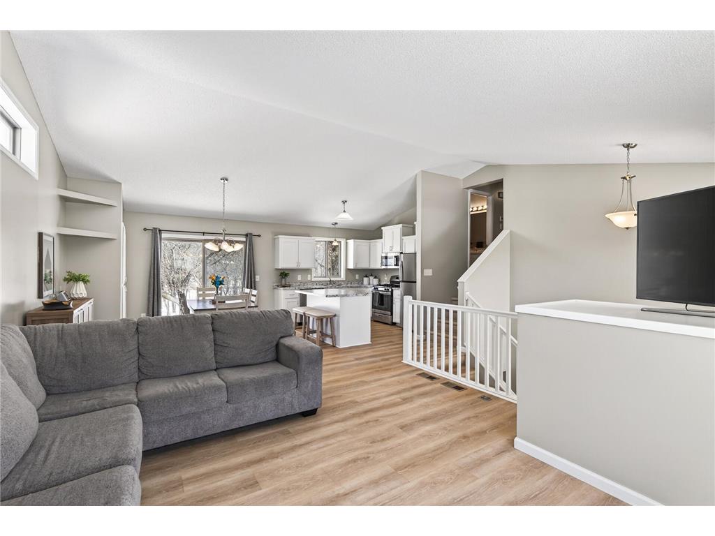 39584 Oak Park Trail North Branch MN 55056 7037089 image10