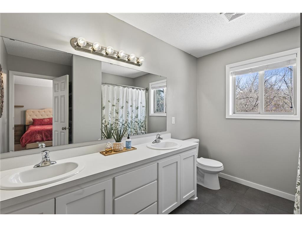 39584 Oak Park Trail North Branch MN 55056 7037089 image23