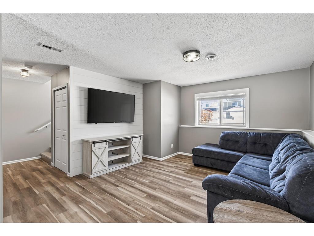 39584 Oak Park Trail North Branch MN 55056 7037089 image33