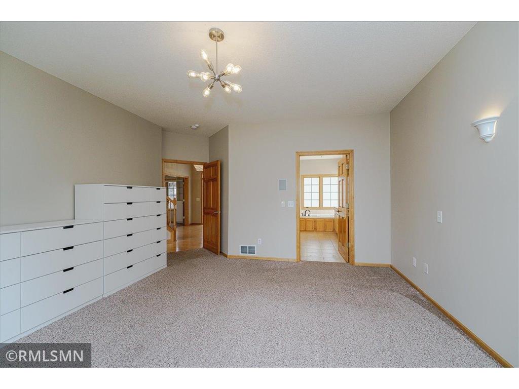 3959 Arlington Drive Woodbury MN 55129 7047511 image22