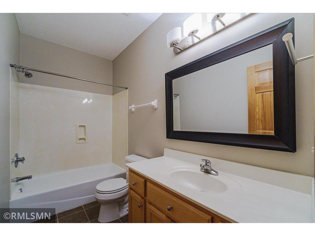 3959 Arlington Drive Woodbury MN 55129 7047511 image39