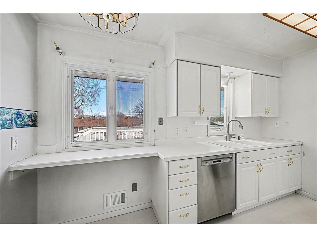 3959 Arthur Street NE Columbia Heights MN 55421 6750510 image6