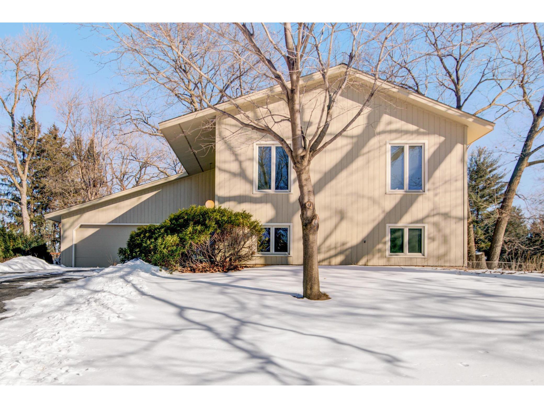 396 E Horseshoe Drive, Shoreview, MN, 55126 MLS 7212920 Edina Realty