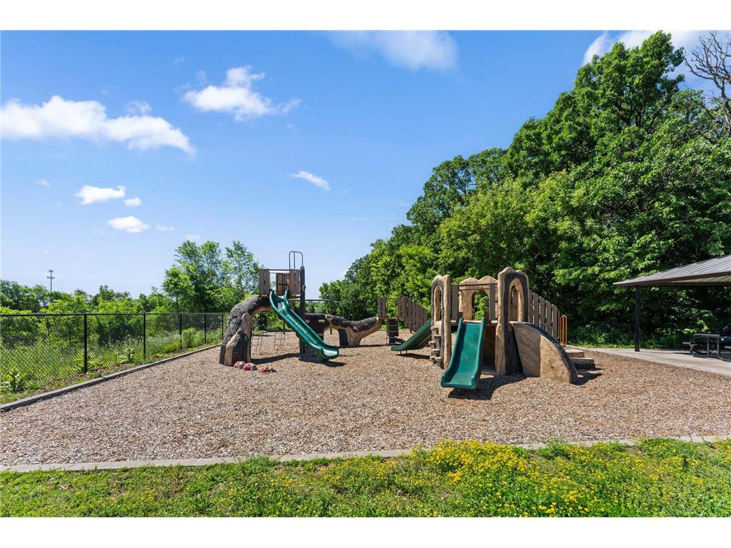 396 Rum River Way Anoka MN 55303 7074023 image24