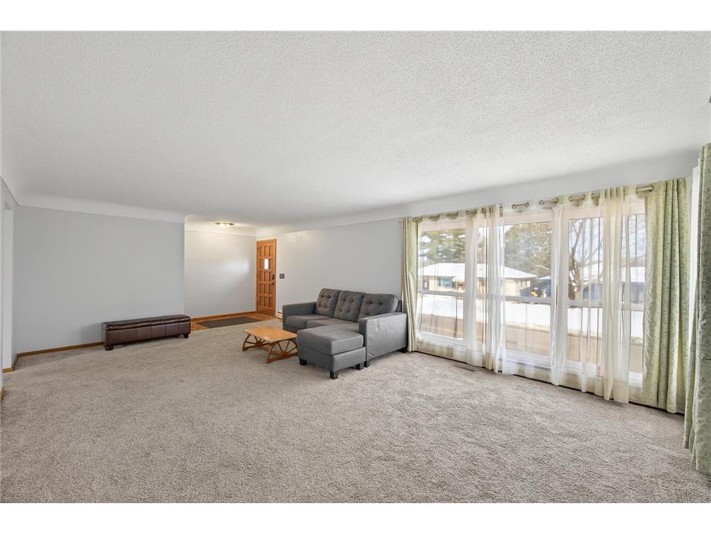 3960 Arthur Street NE Columbia Heights MN 55421 7020237 image2