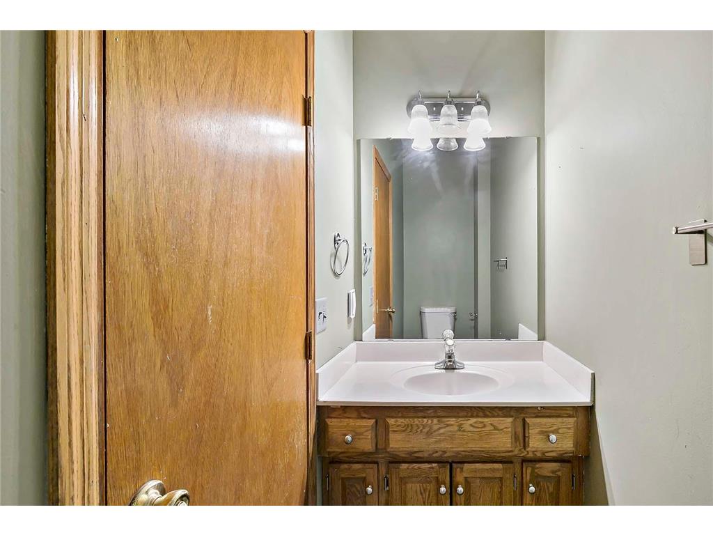 3960 Versailles Court Eagan MN 55123 6765300 image21