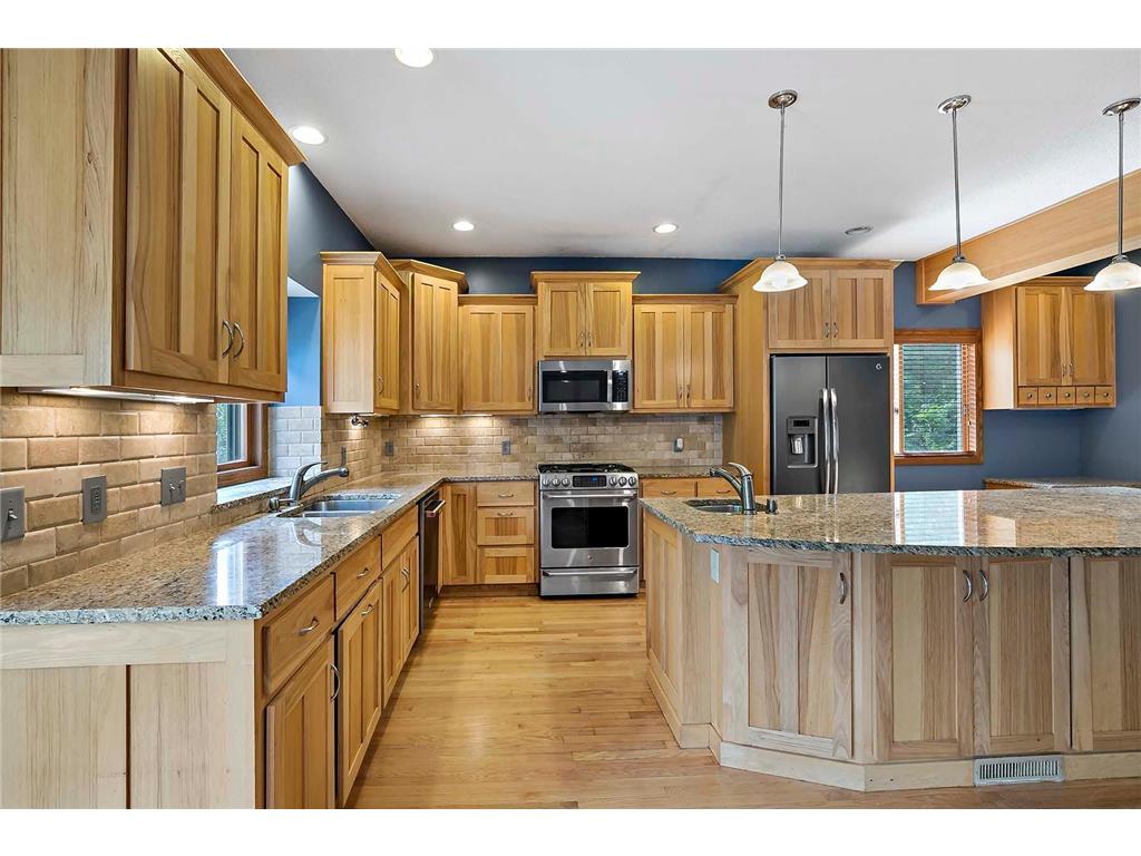 3960 Versailles Court Eagan MN 55123 6765300 image4