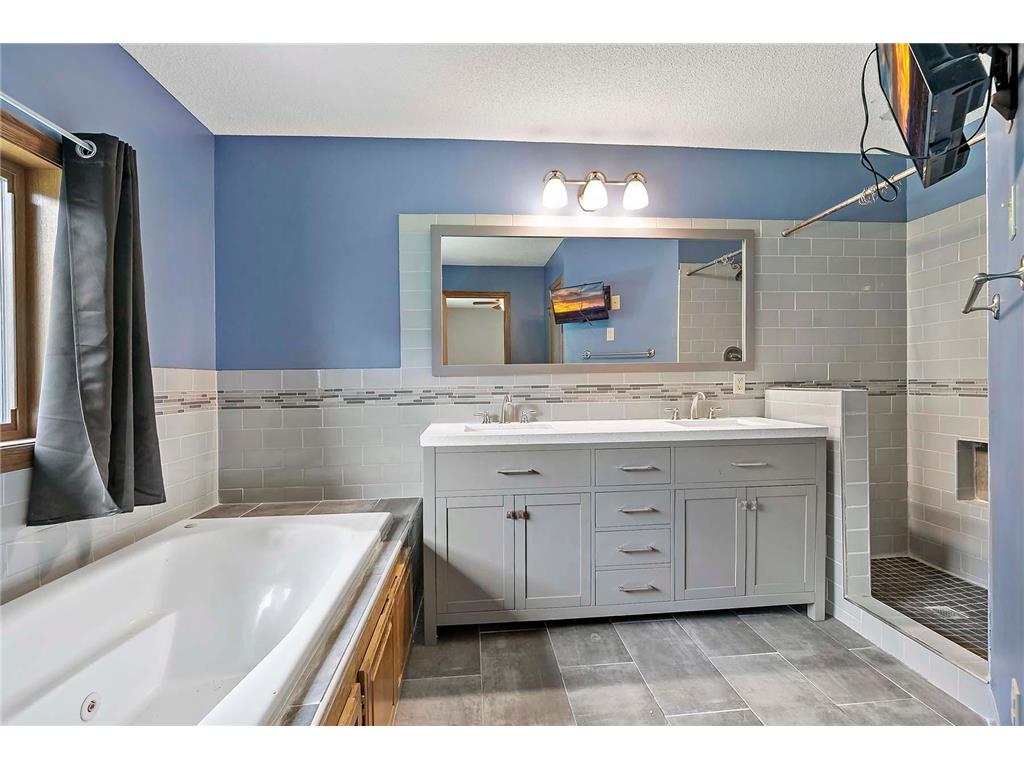 3960 Versailles Court Eagan MN 55123 6765300 image40