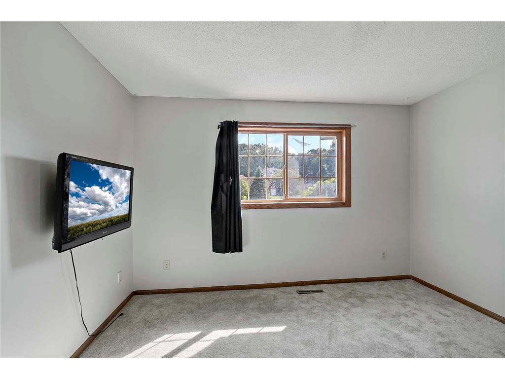 3960 Versailles Court Eagan MN 55123 6765300 image46