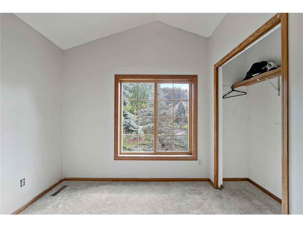 3960 Versailles Court Eagan MN 55123 6765300 image48