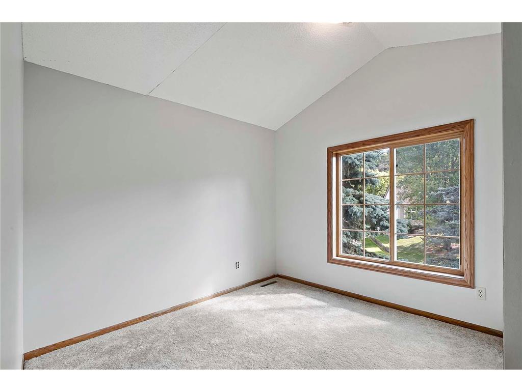 3960 Versailles Court Eagan MN 55123 6765300 image49