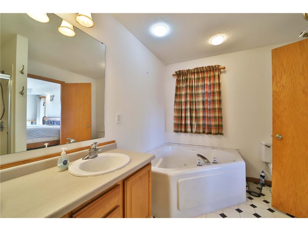 39604 Outing Court Browerville MN 56438 - Pine Island 7034296 image24