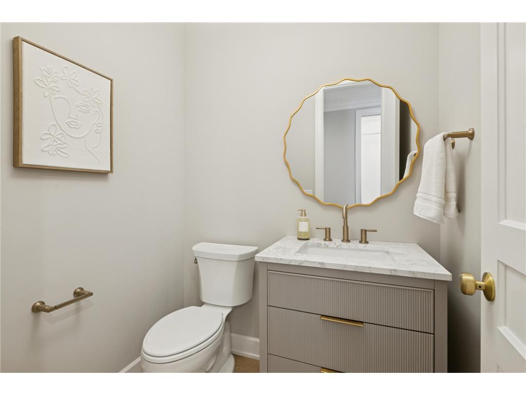 3961 White Oak Lane Chanhassen MN 55331 7103397 image16